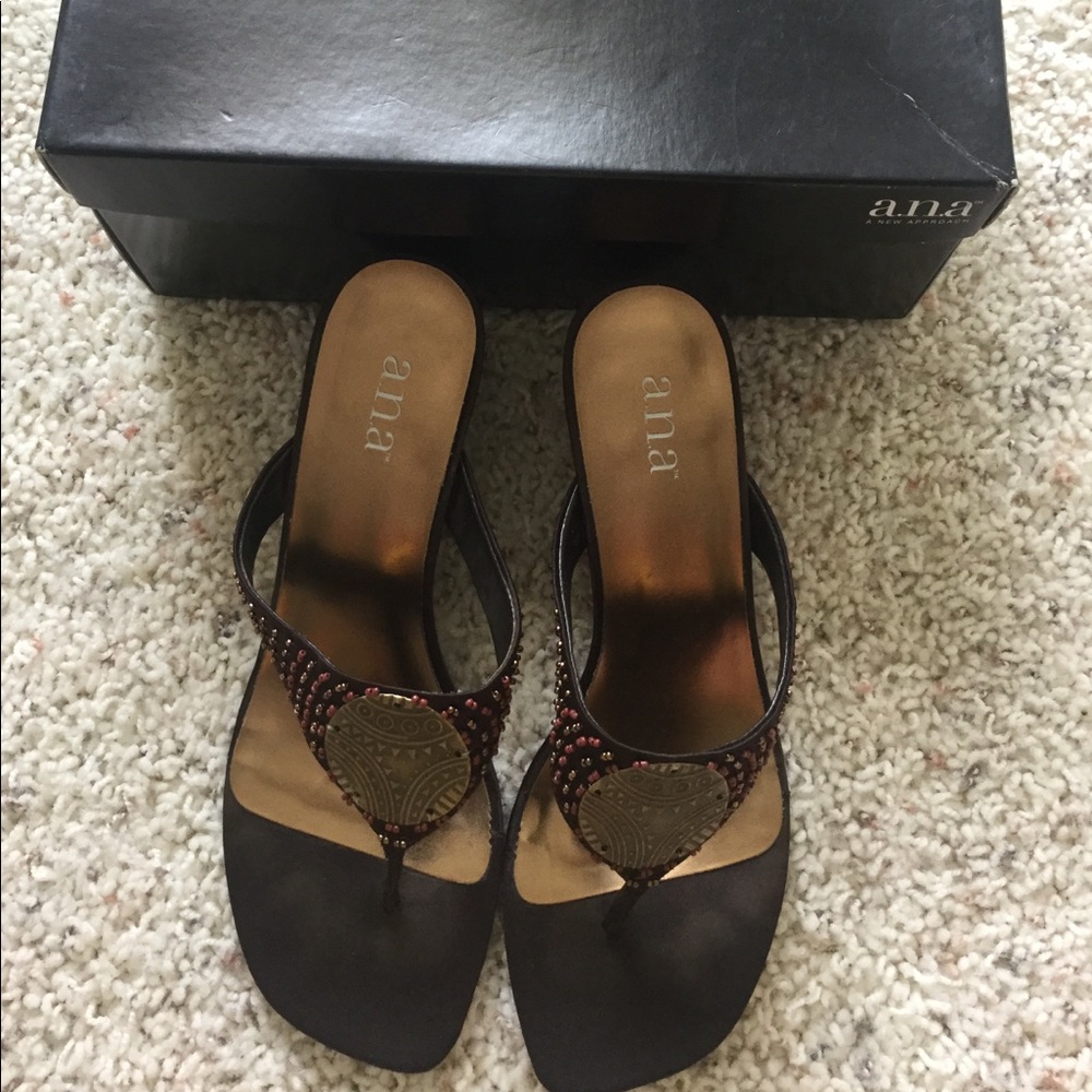 Woman’s Wedge Sandel